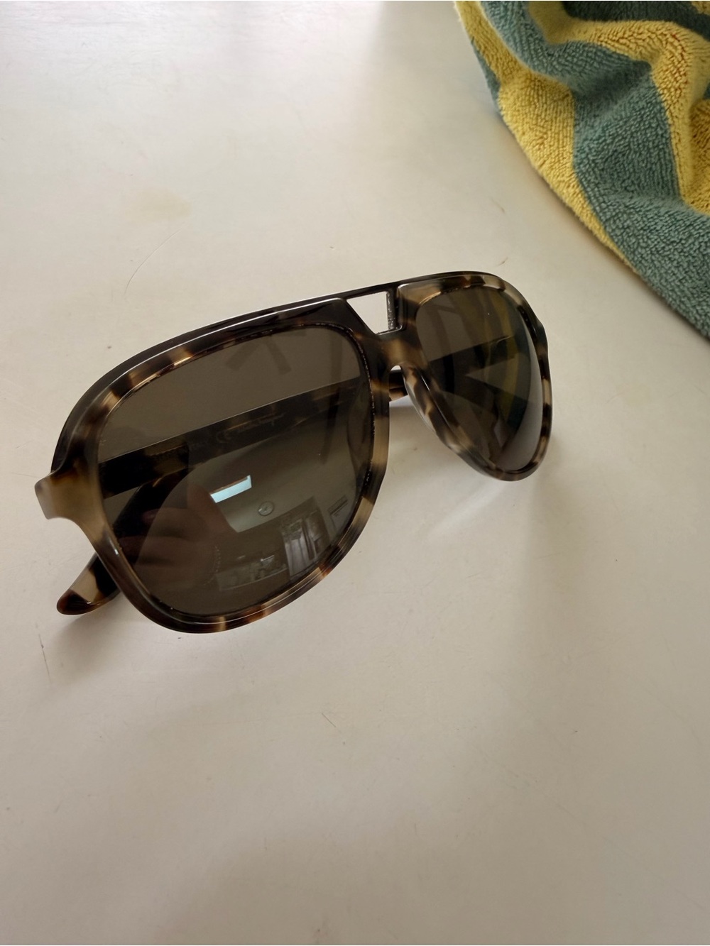 Women’s Tortoiseshell Brown Sunglasses - Stylish UV Protection
